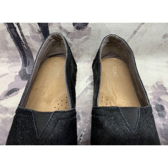 Toms Faux Fur Uppers Comfort Shoes Women's Size US 10 Black Slip On Rubber Sole - Picture 8 of 15